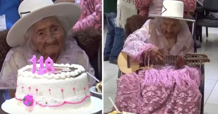 bolivia 118th birthday